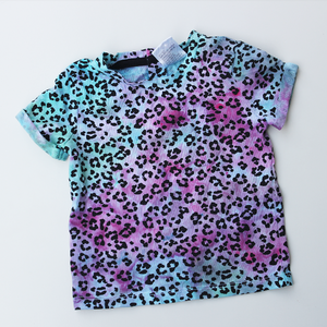 PREMADE - kids rainbow leopard tee