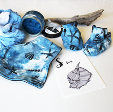 CUSTOM - THE SEA CHILD - shell print baby booties & bibs